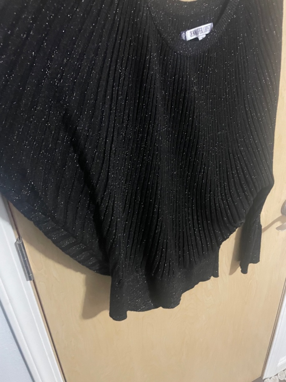 Jennifer Lopez Black Shimmery Pleated Batwing Sweater XL - Picture 5 of 9